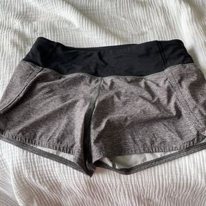 Lululemom speed up shorts